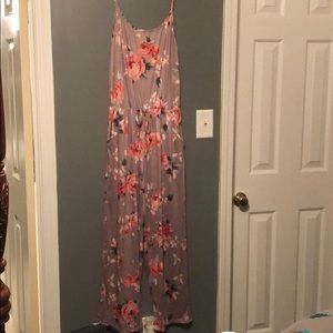 Floral jumpsuit/romper